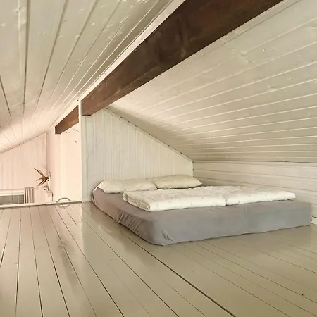 Cozy On Tromoy - With Rowboat And Dock Space Holiday home